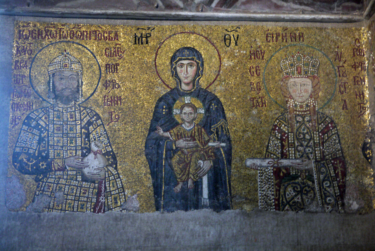 P1010320 En til mosaik föreställande Maria och Jesus