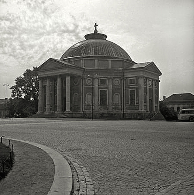 Trefaldighetskyrkan-i-Karlskrona 1953