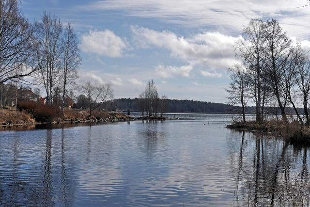 Bottenåns utlopp i Lindesjön P1030133