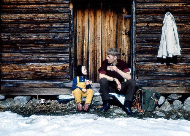 Susanne och jag tar en kaffepaus på Ranvall 1969 008