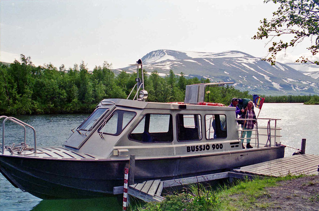 Båten som förde oss över Ladtjojaure 1997 Kebnekaise 1997007