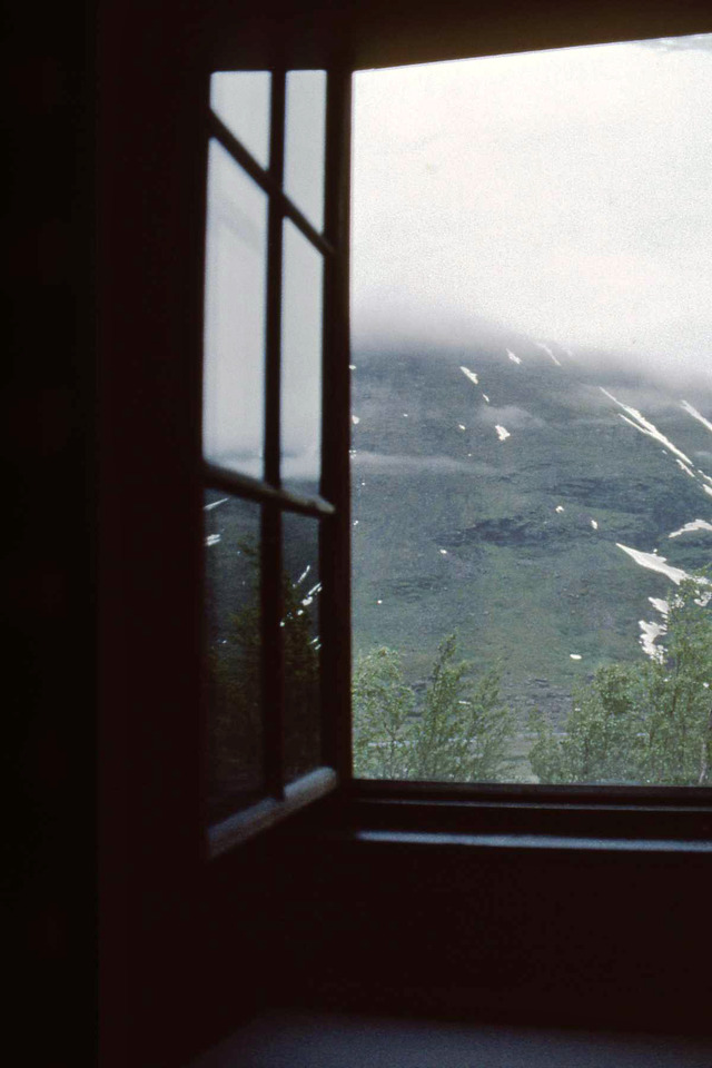Utsikt från vårt sovrumsfönster på Kebnekaise 1997 Kebnekaise 1997071