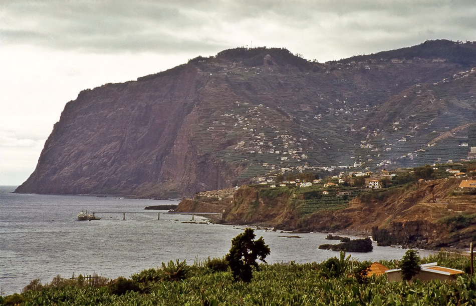 Caboklippan-600-meter-över-havet-Madeira-1986