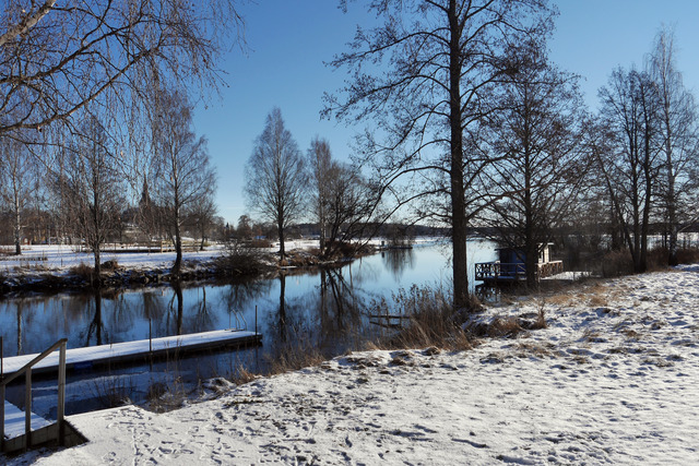Bottenåns utlopp i Lindesjön februari 2016 P1020878